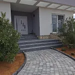 Seaside Slivnica Villa