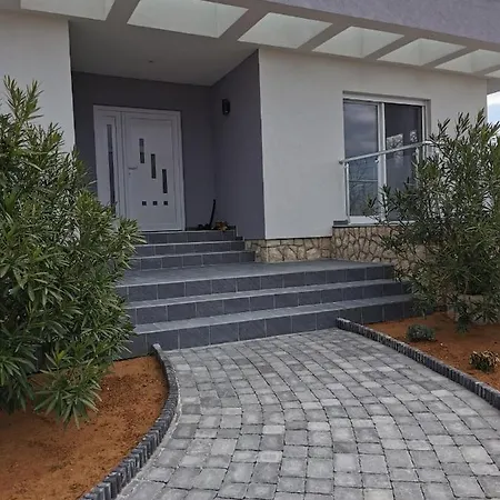 Seaside Slivnica Villa