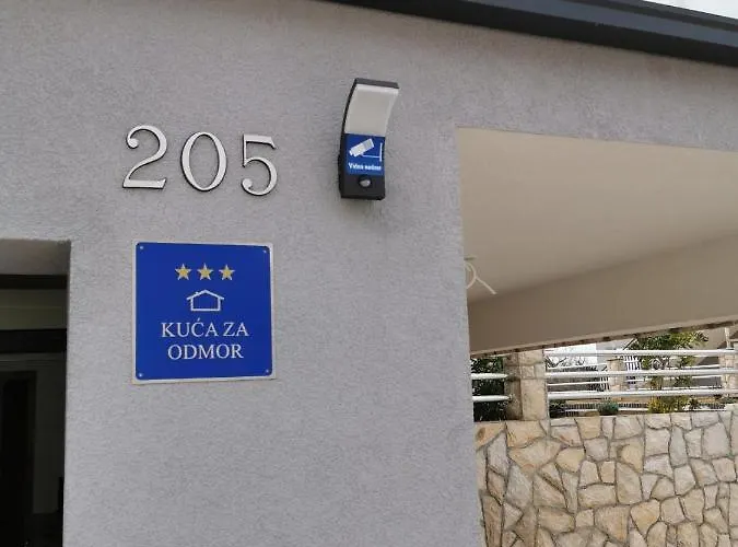 Seaside Slivnica Villa *