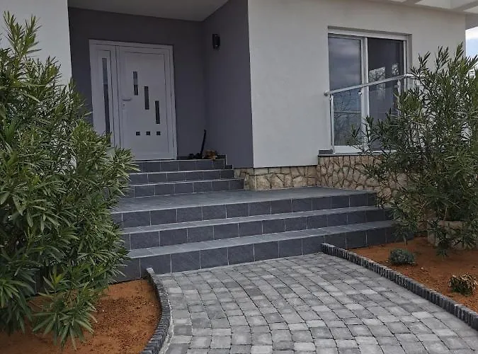 Seaside Slivnica Villa